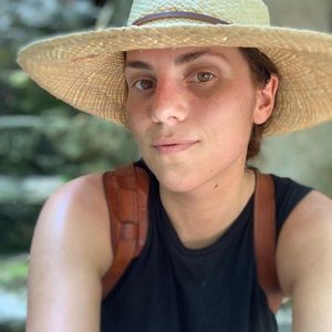 Meet your Posher, Rose